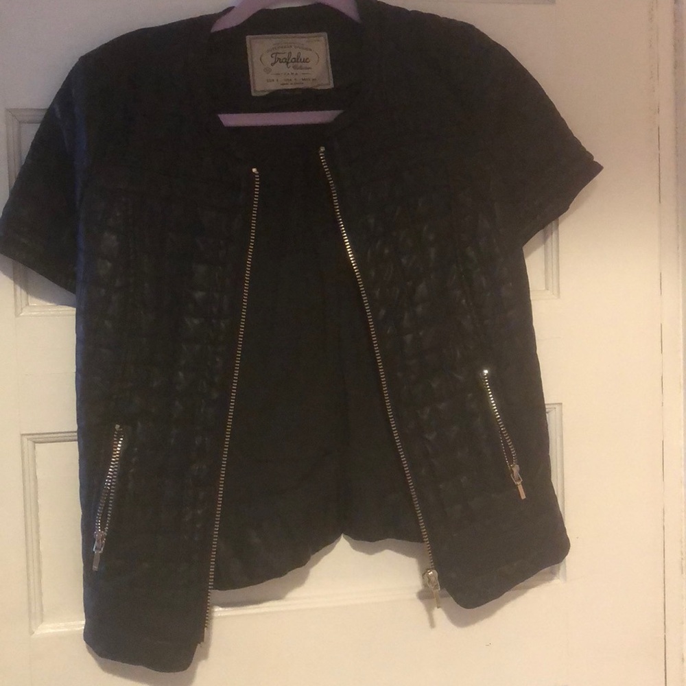 Short sleeve Leather jacket